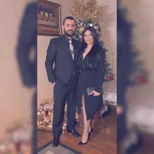 Meet your Posher, Lara